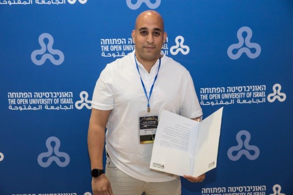 15 מתוך 610